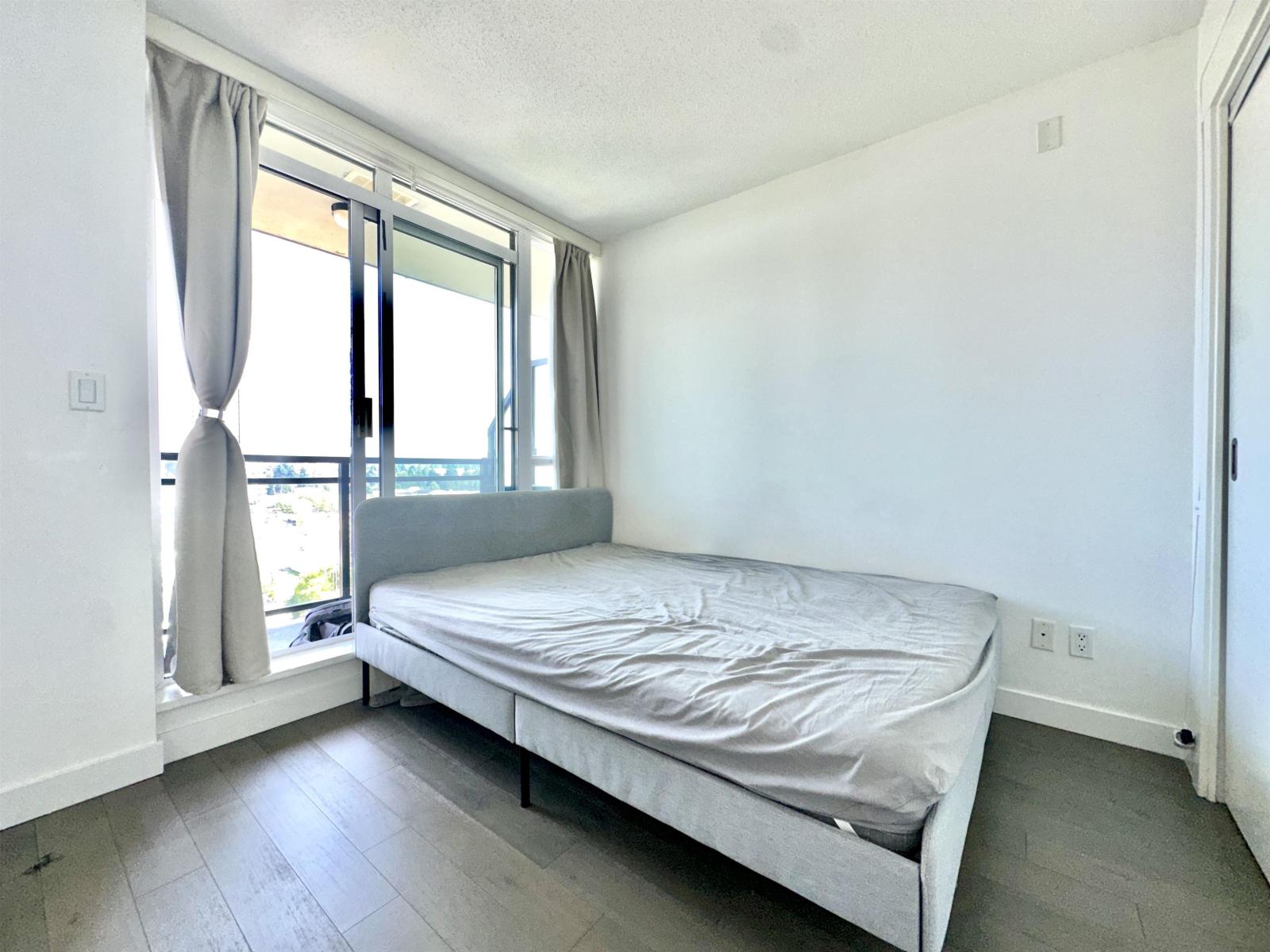 1812 10777 University Drive, Surrey, British Columbia  V3T 0E6 - Photo 12 - R3040997