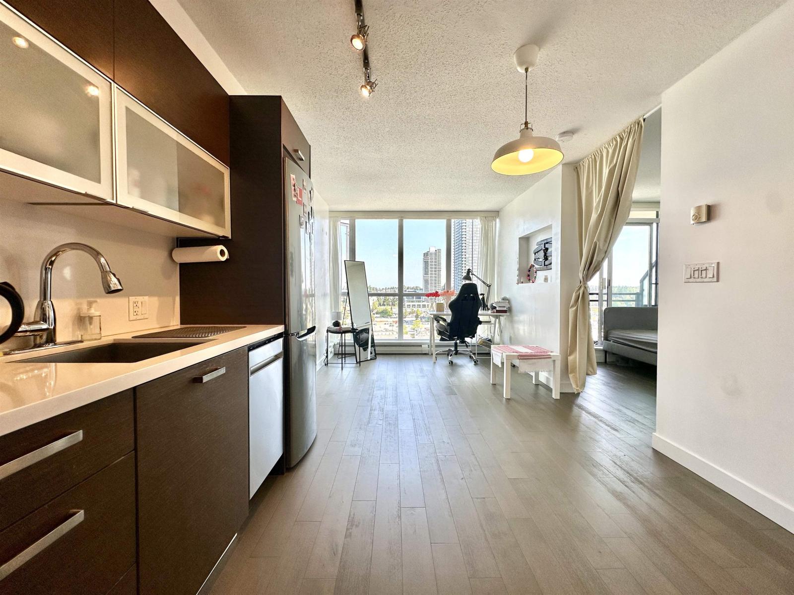 1812 10777 University Drive, Surrey, British Columbia  V3T 0E6 - Photo 9 - R3040997