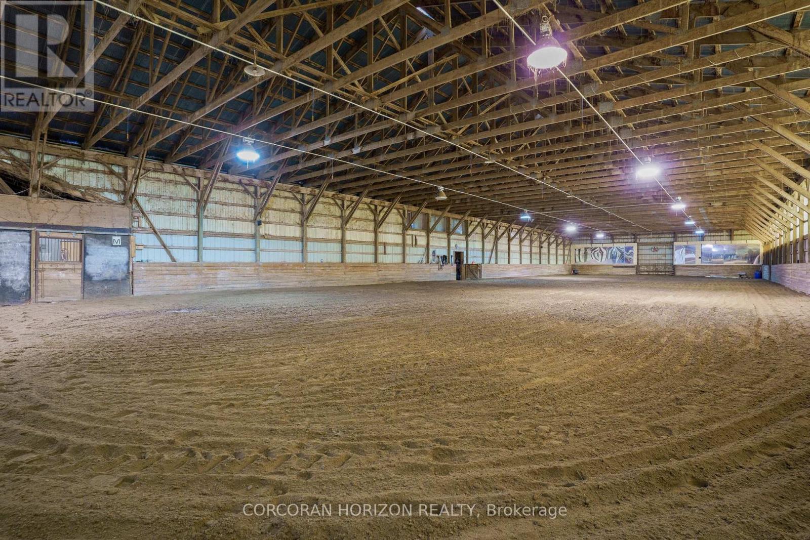 1374 5th Concession Road W, Hamilton, Ontario  L0R 2H2 - Photo 33 - X12369239