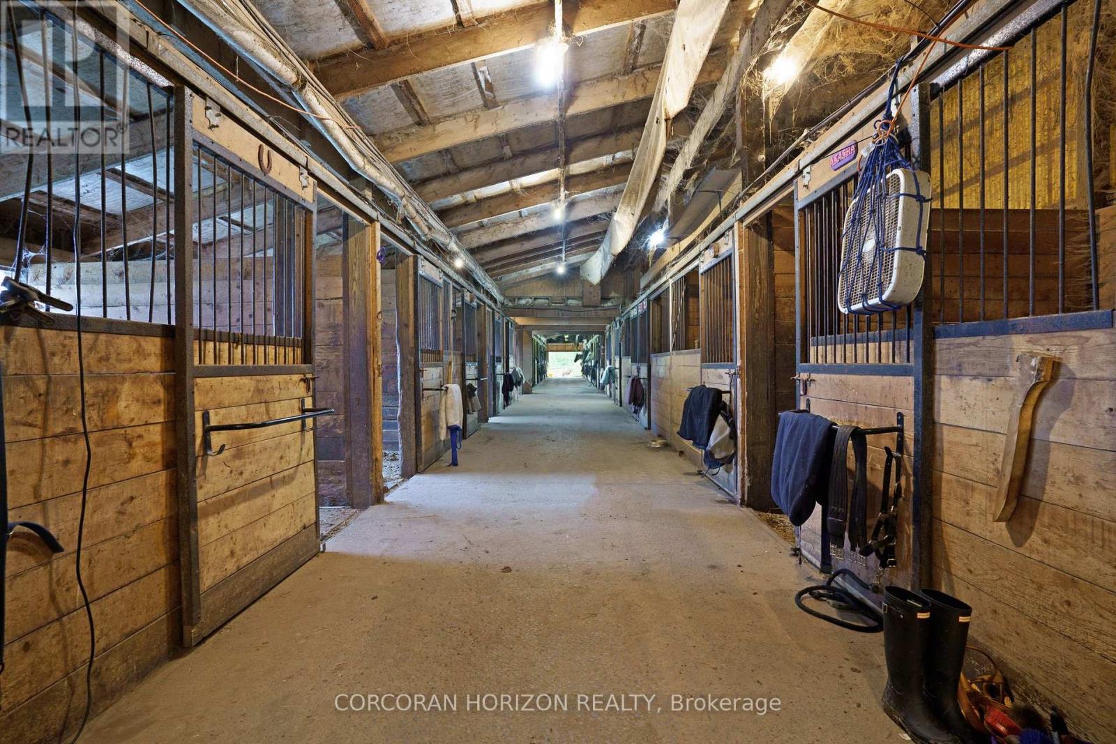 1374 5th Concession Road W, Hamilton, Ontario  L0R 2H2 - Photo 23 - X12369239