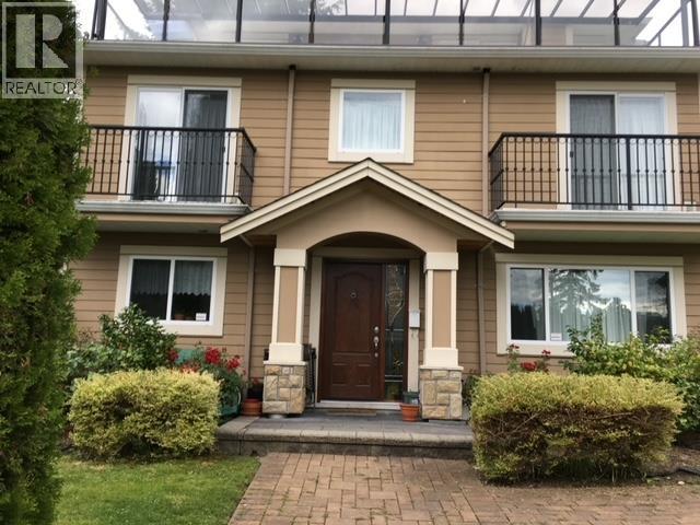 280 E CARISBROOKE ROAD, North Vancouver, British Columbia
