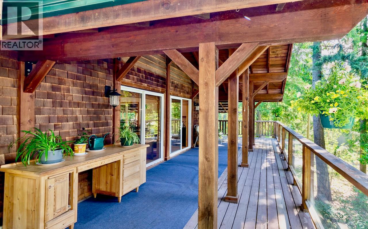 5244 Meadow Creek Road, Celista, British Columbia  V0E 1M6 - Photo 27 - 10355321