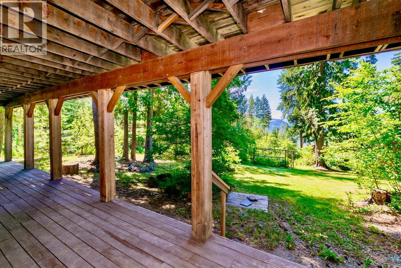 5244 Meadow Creek Road, Celista, British Columbia  V0E 1M6 - Photo 36 - 10355321