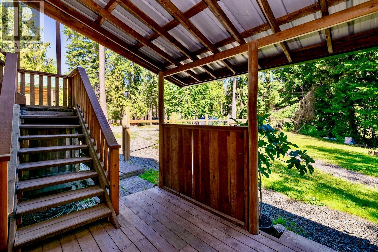 5244 Meadow Creek Road, Celista, British Columbia  V0E 1M6 - Photo 40 - 10355321