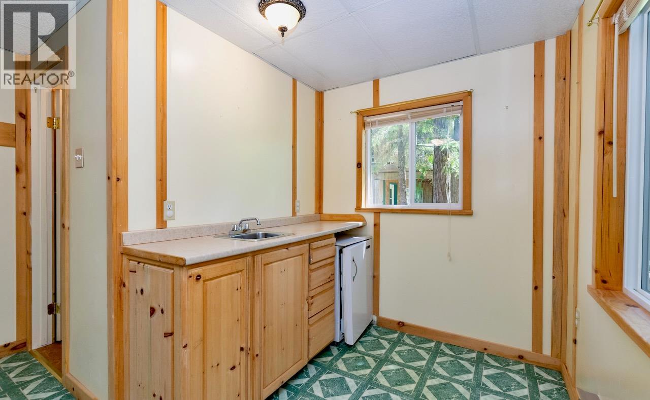 5244 Meadow Creek Road, Celista, British Columbia  V0E 1M6 - Photo 50 - 10355321