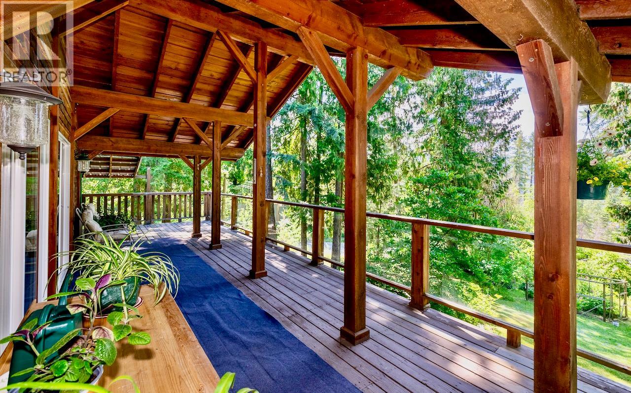 5244 Meadow Creek Road, Celista, British Columbia  V0E 1M6 - Photo 28 - 10355321