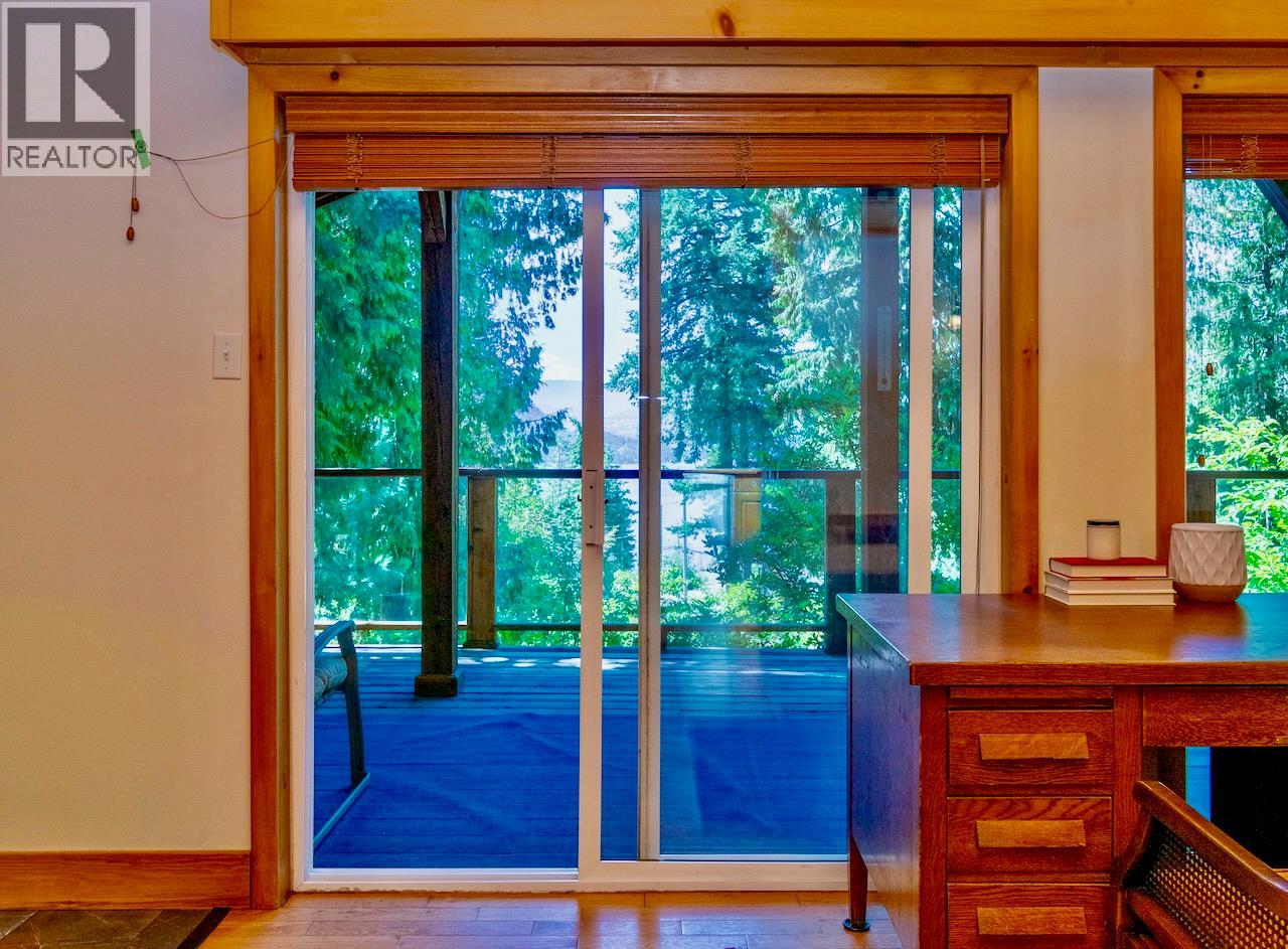 5244 Meadow Creek Road, Celista, British Columbia  V0E 1M6 - Photo 29 - 10355321