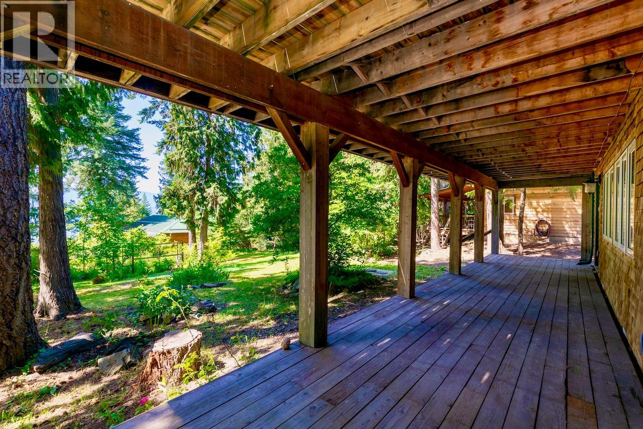 5244 Meadow Creek Road, Celista, British Columbia  V0E 1M6 - Photo 38 - 10355321