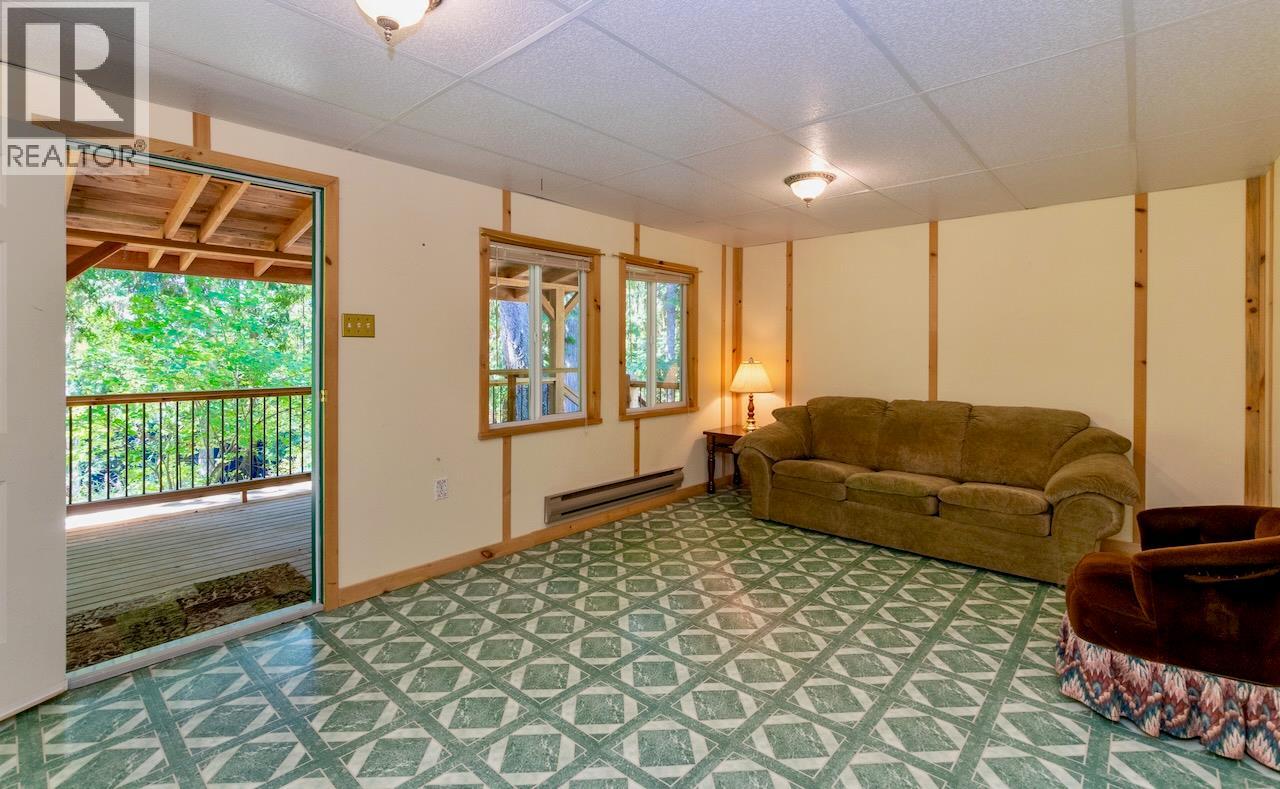 5244 Meadow Creek Road, Celista, British Columbia  V0E 1M6 - Photo 48 - 10355321