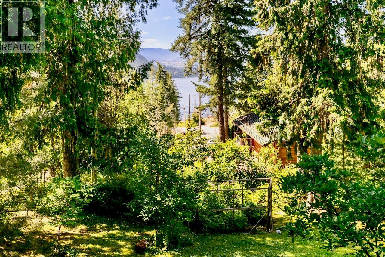 5244 Meadow Creek Road, Celista, British Columbia  V0E 1M6 - Photo 26 - 10355321