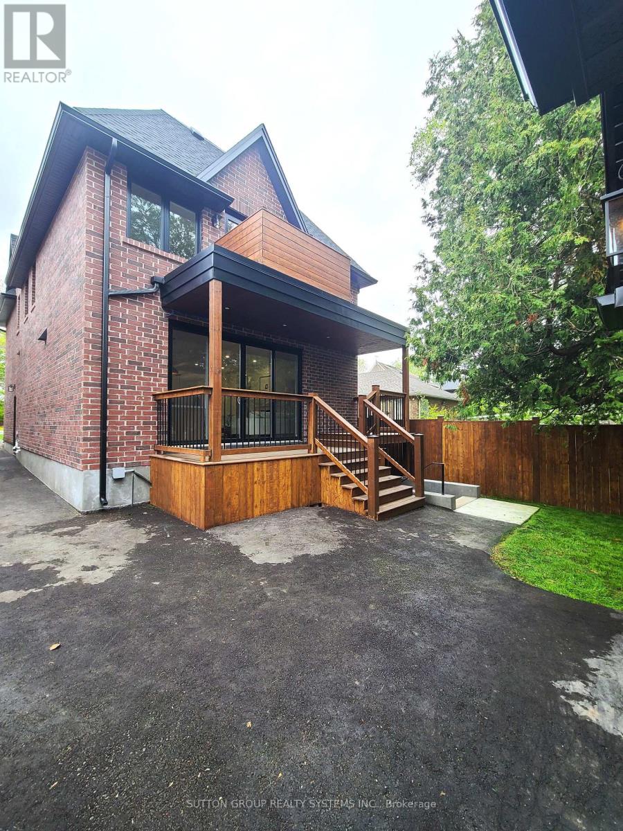 21 South Kingsway, Toronto, Ontario  M6S 3T2 - Photo 45 - W12179365