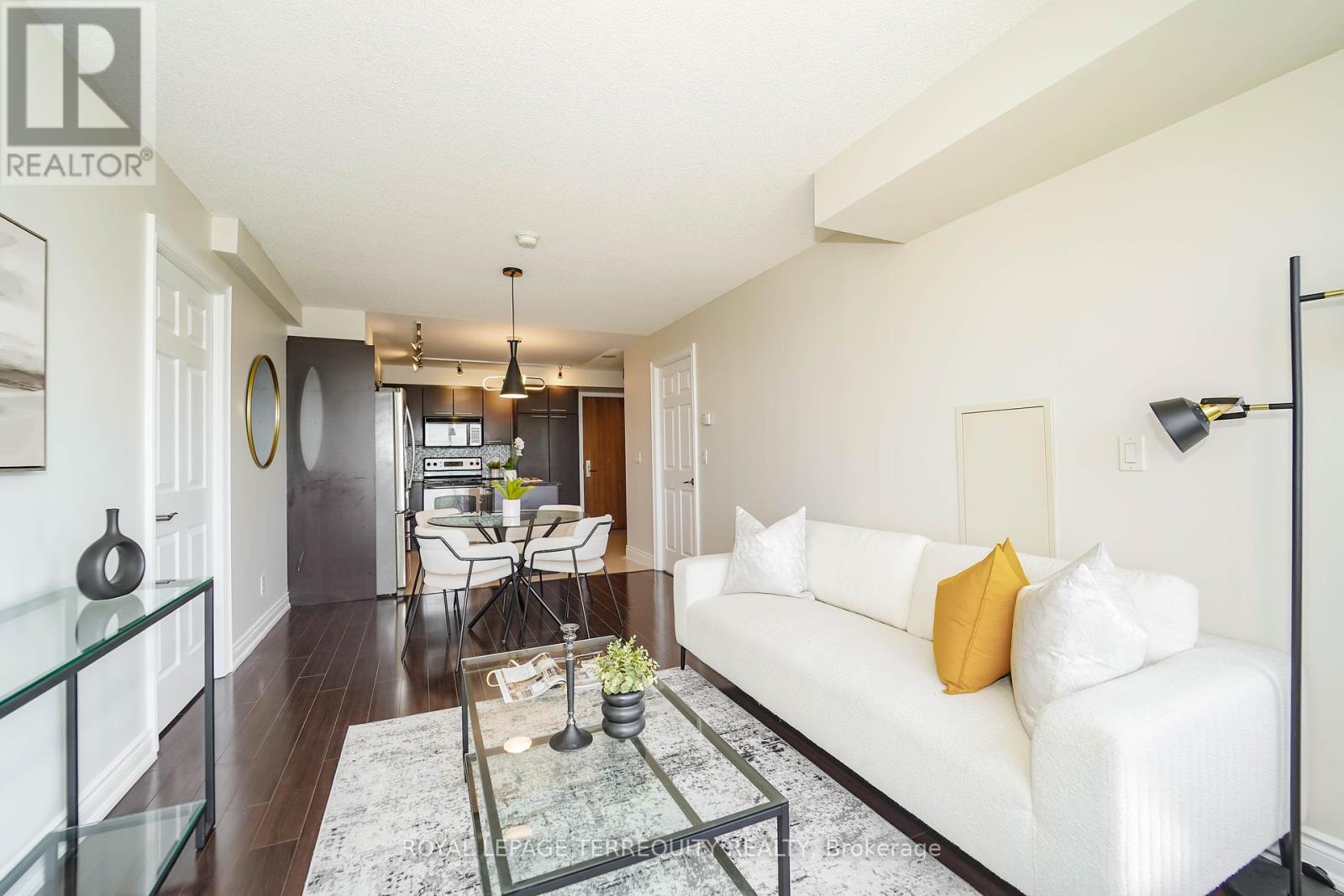 1011 - 39 Galleria Parkway, Markham, Ontario  L3T 0A6 - Photo 14 - N12372285