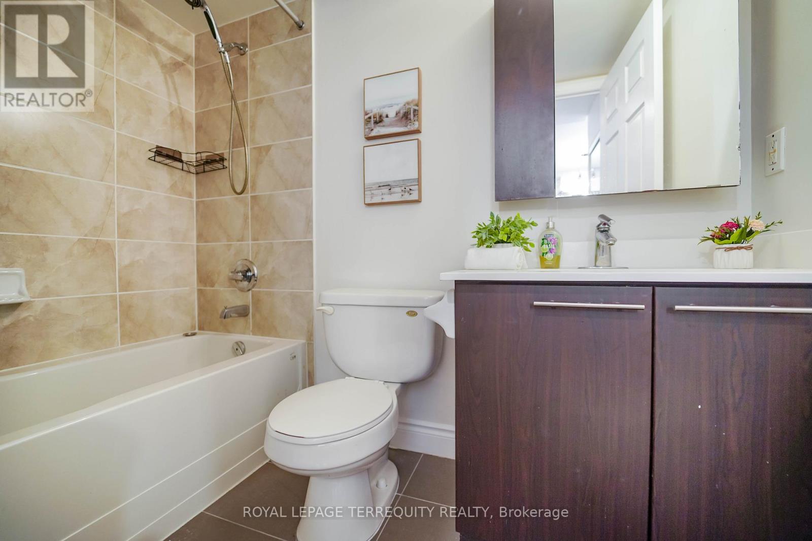 1011 - 39 Galleria Parkway, Markham, Ontario  L3T 0A6 - Photo 23 - N12372285