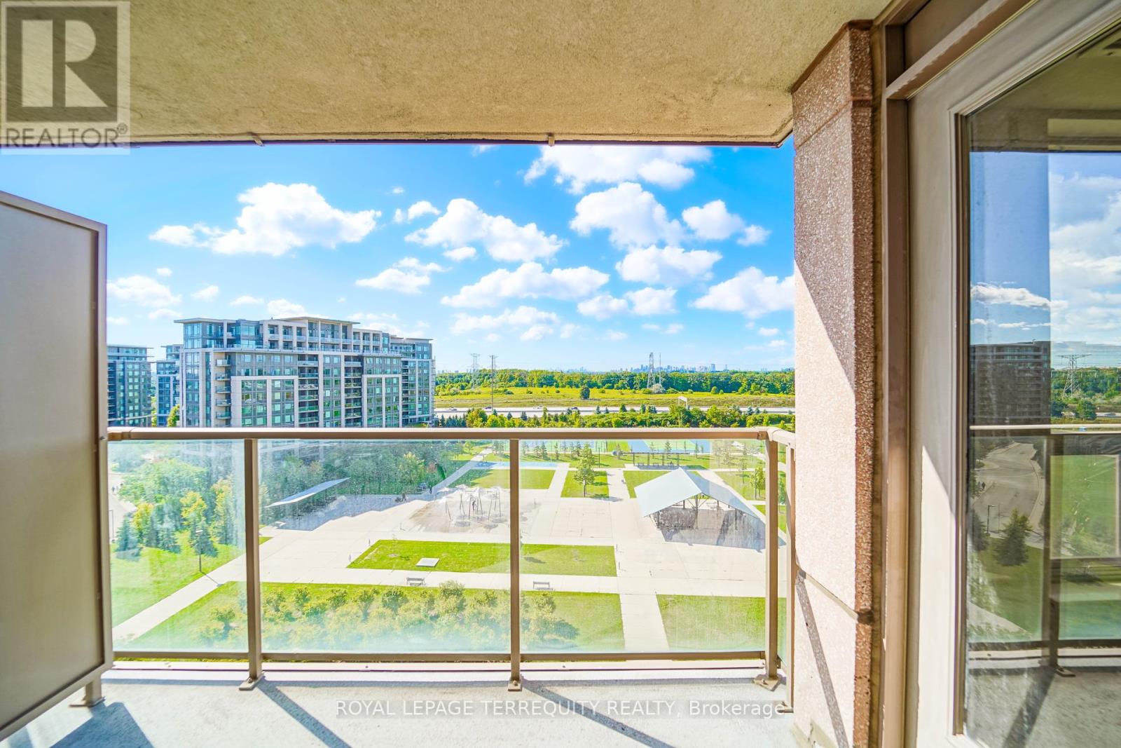 1011 - 39 Galleria Parkway, Markham, Ontario  L3T 0A6 - Photo 26 - N12372285