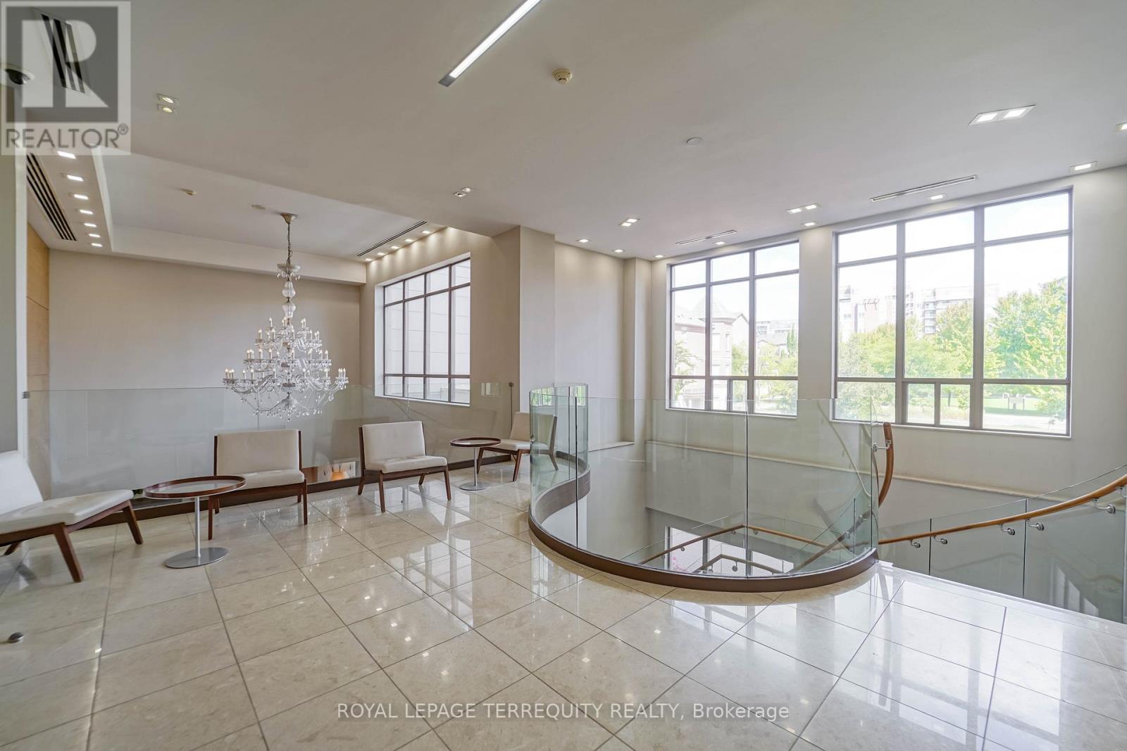 1011 - 39 Galleria Parkway, Markham, Ontario  L3T 0A6 - Photo 36 - N12372285
