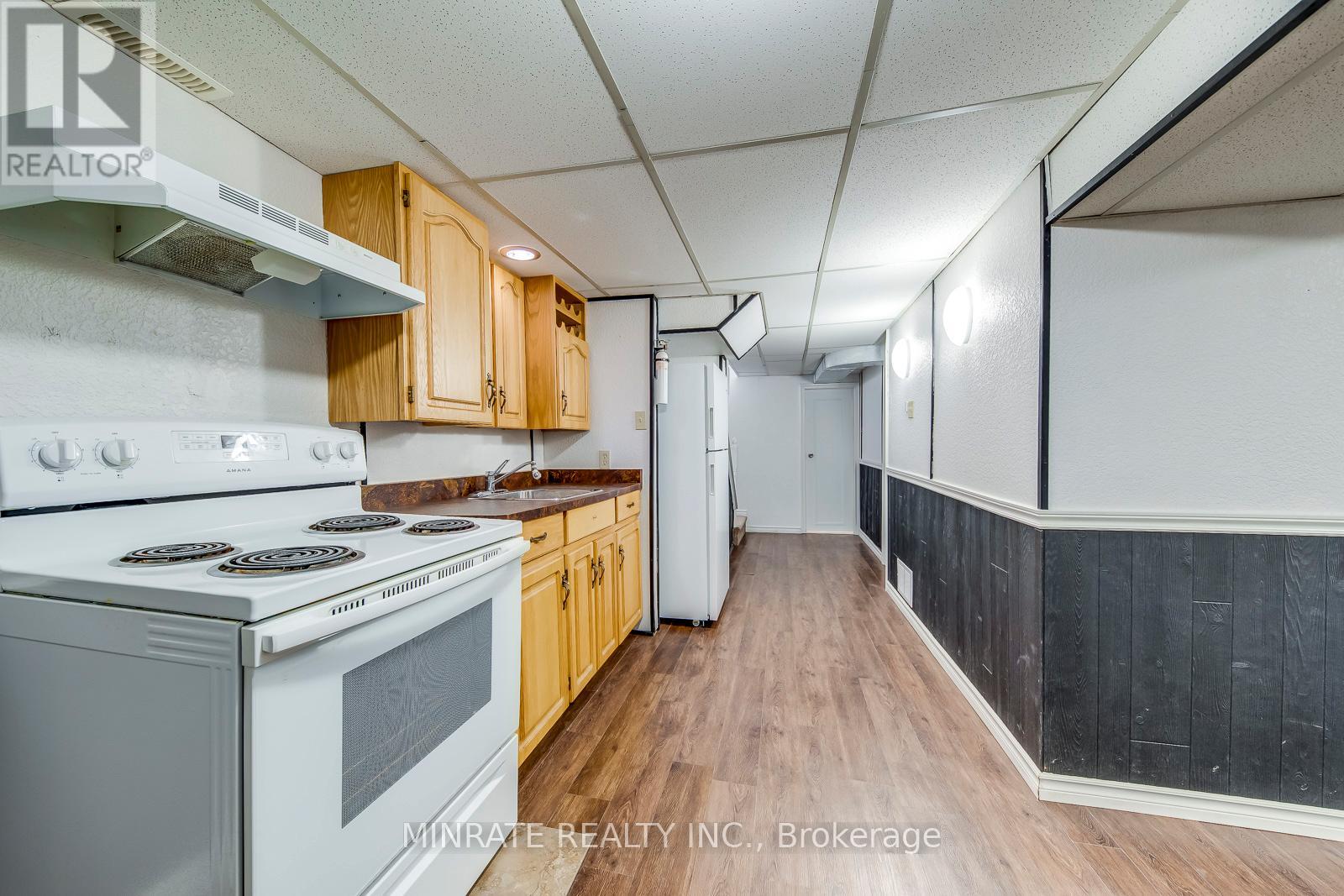 14 - 1548 Newlands Crescent, Burlington, Ontario  L7M 1V6 - Photo 17 - W12372286