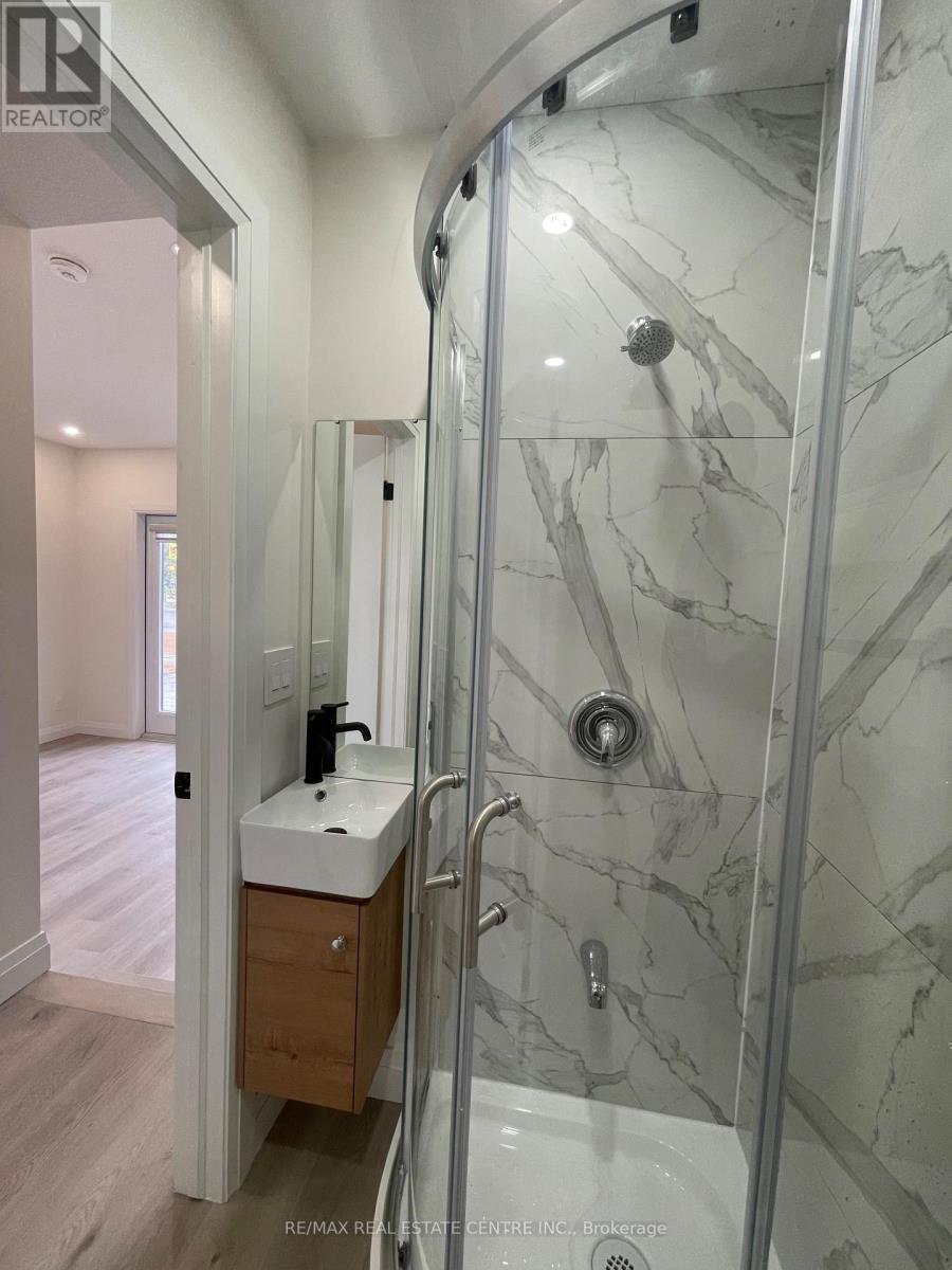 2 - 63 Warren Trail, Welland, Ontario  L3B 0N8 - Photo 11 - X12371176