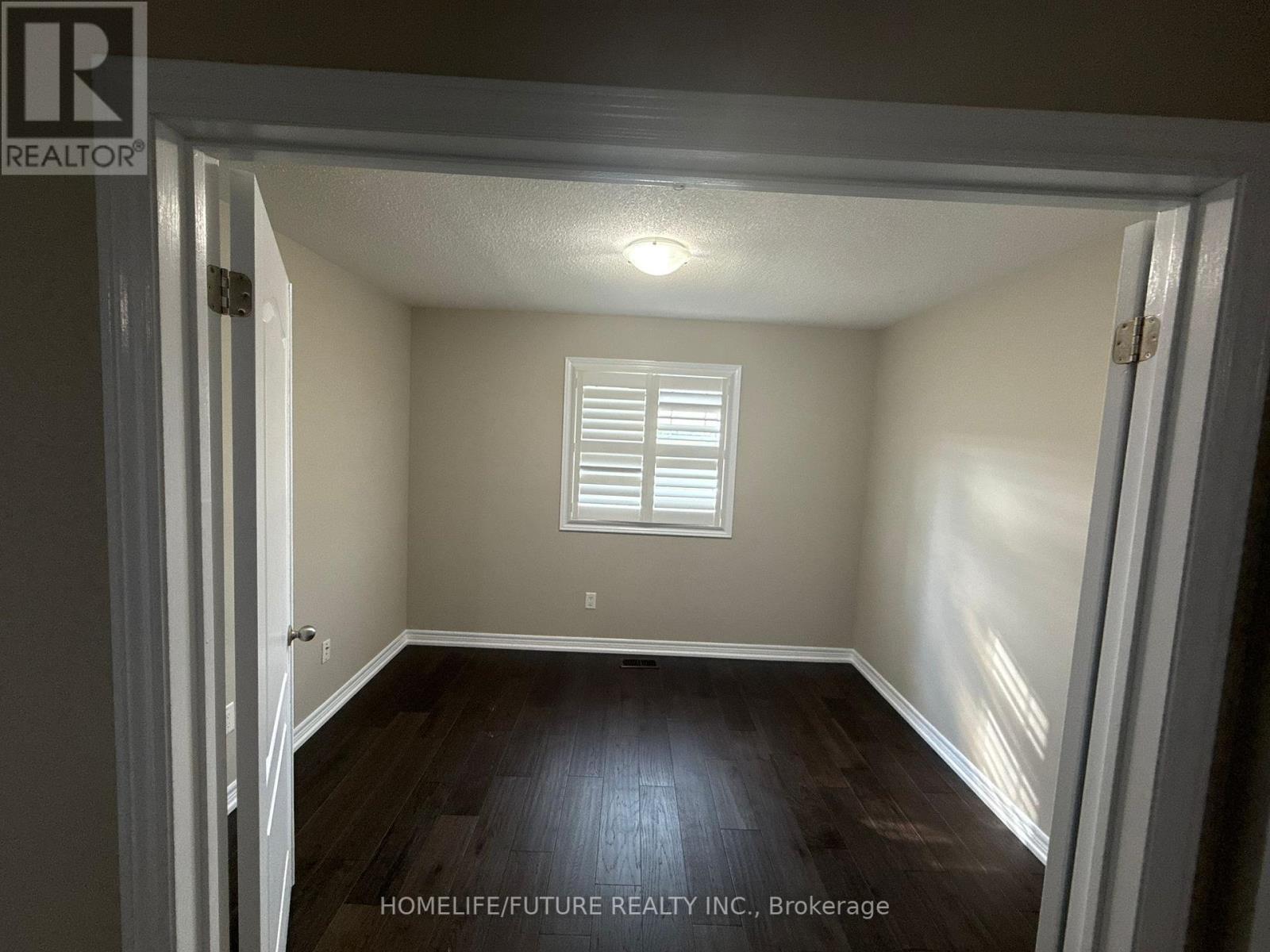 1399 Lormel Gate, Innisfil, Ontario  L0L 1W0 - Photo 18 - N12372291