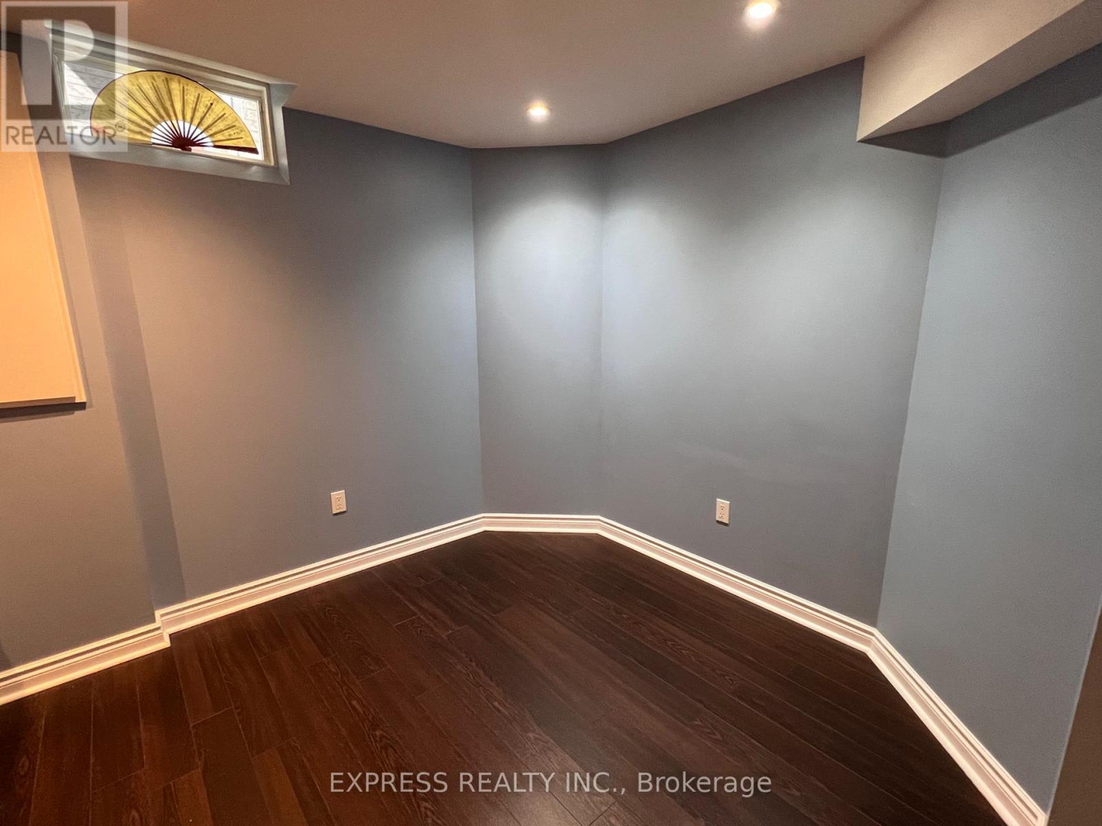 7 Kindy Street, Markham, Ontario  L6E 1T3 - Photo 11 - N12372296