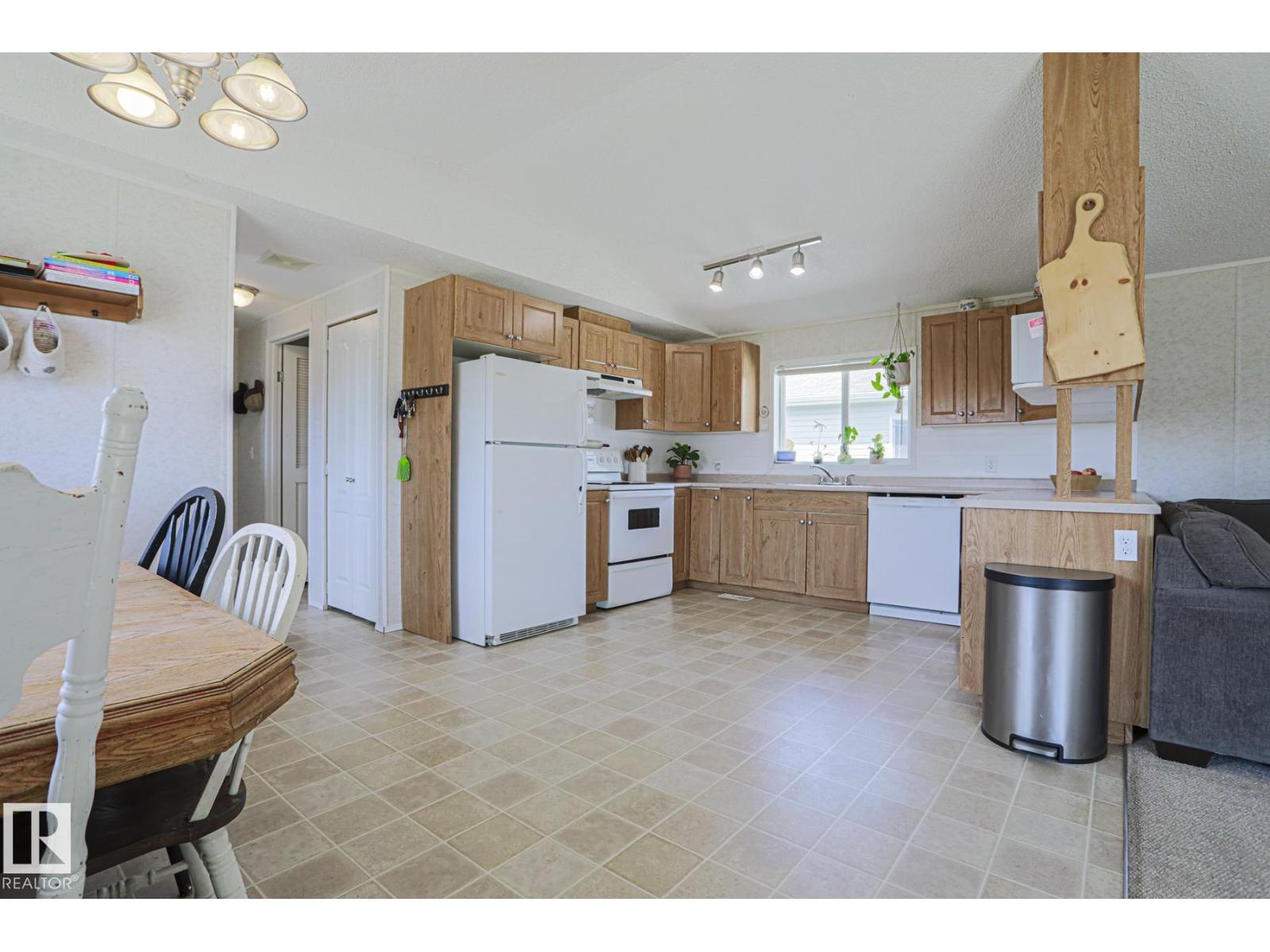 4000 Aspen Wy, Leduc, Alberta  T9E 8P9 - Photo 7 - E4449672