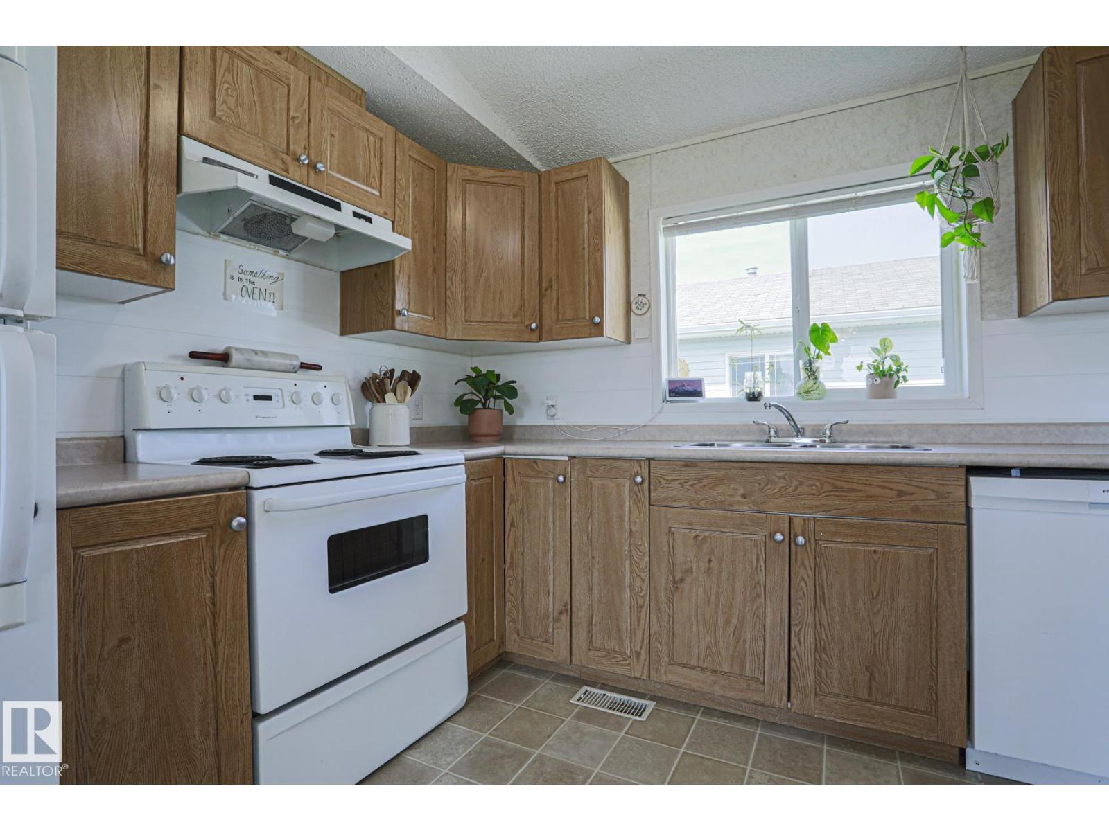 4000 Aspen Wy, Leduc, Alberta  T9E 8P9 - Photo 11 - E4449672
