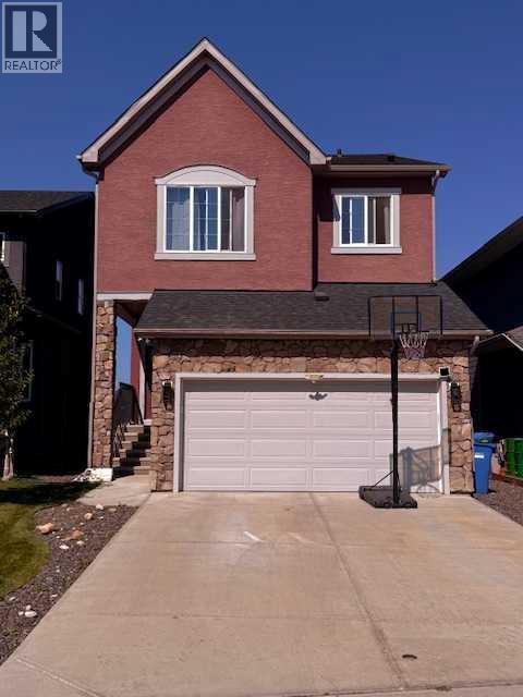 Property at 13 Cranbrook Cove SE image 1