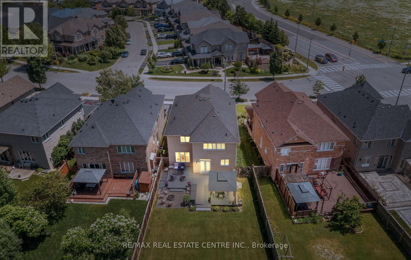 105 Olivia Marie Road, Brampton, Ontario  L6Y 0N1 - Photo 50 - W12372313
