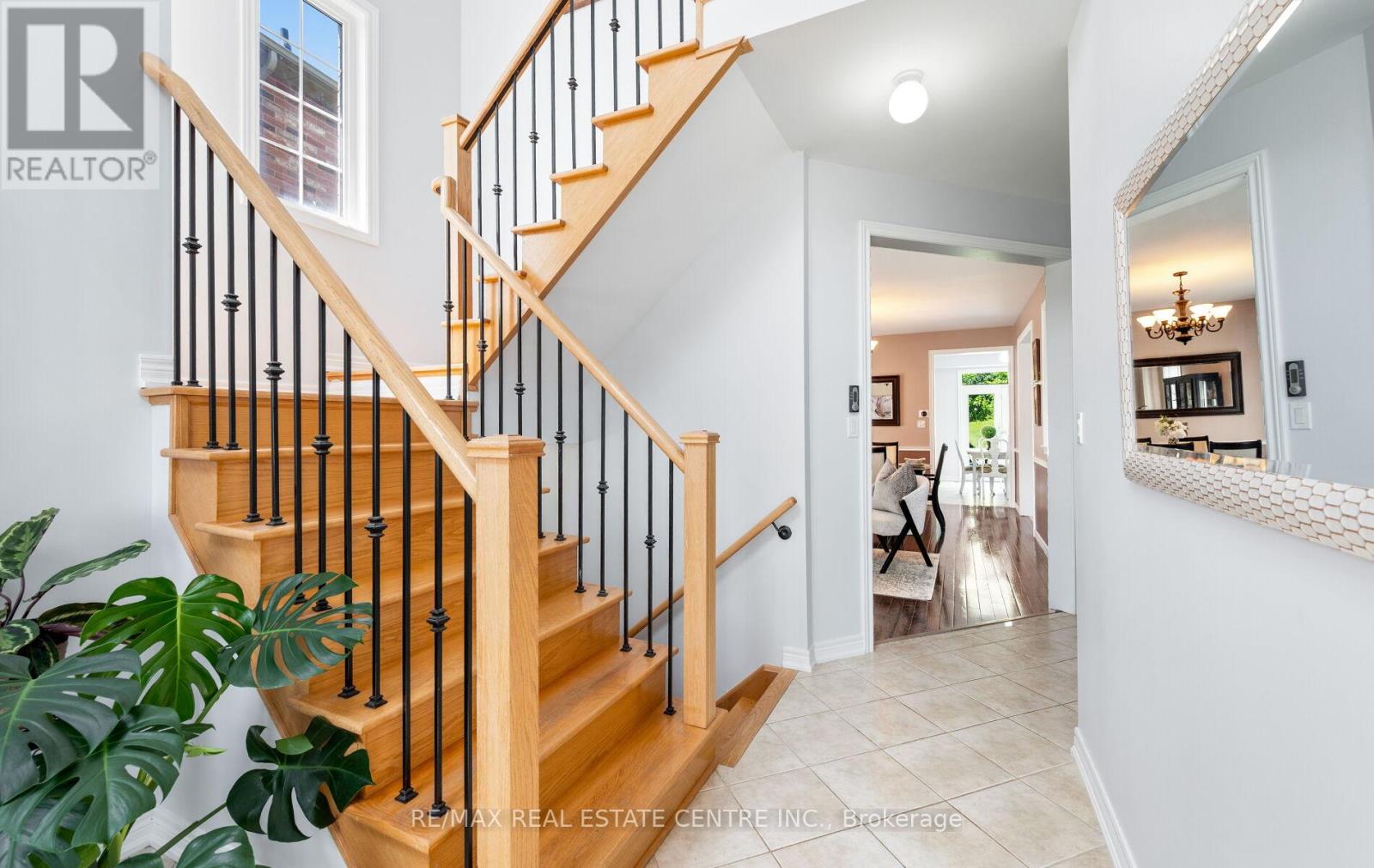 105 Olivia Marie Road, Brampton, Ontario  L6Y 0N1 - Photo 8 - W12372313