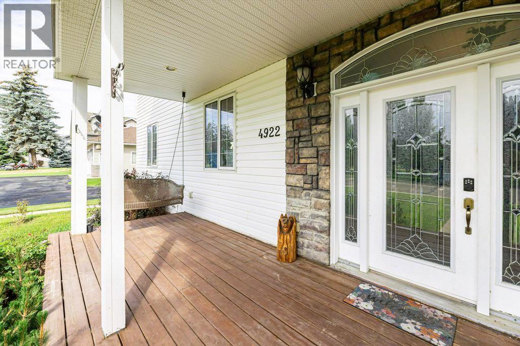 4922 College Avenue, Lacombe, Alberta  T4L 1Z2 - Photo 6 - A2242834