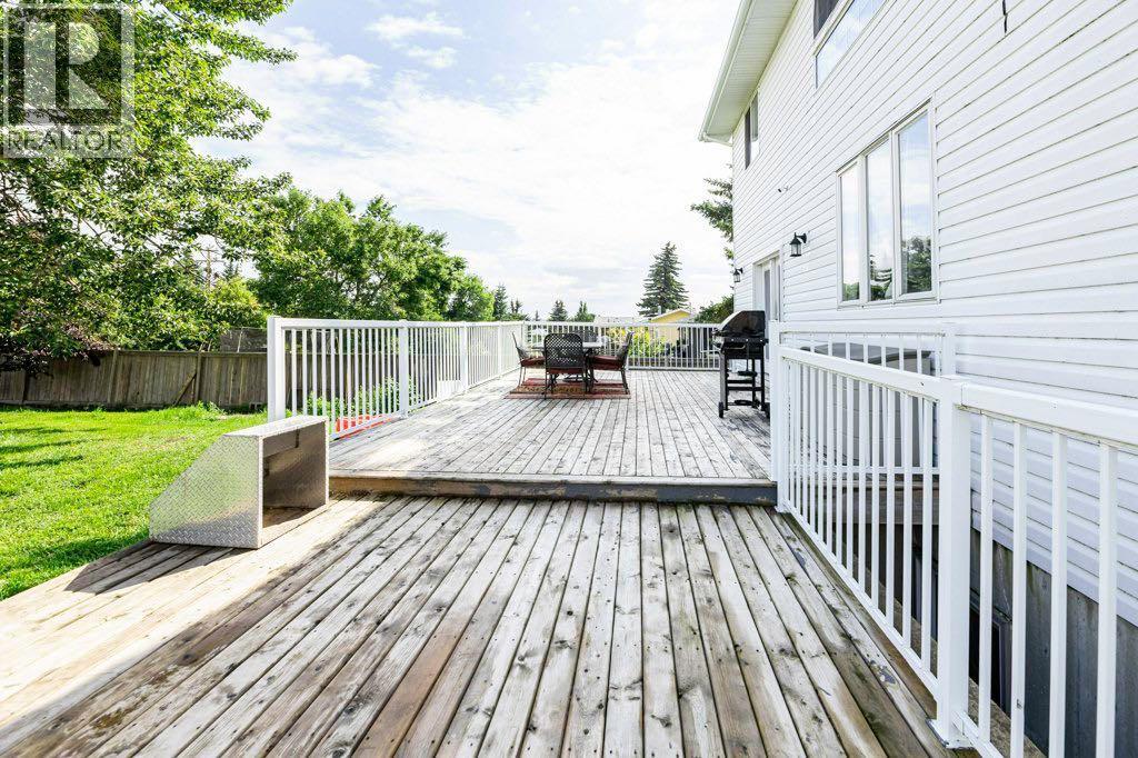 4922 College Avenue, Lacombe, Alberta  T4L 1Z2 - Photo 17 - A2242834