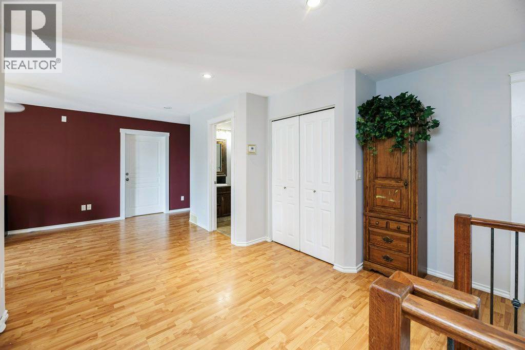 4922 College Avenue, Lacombe, Alberta  T4L 1Z2 - Photo 37 - A2242834