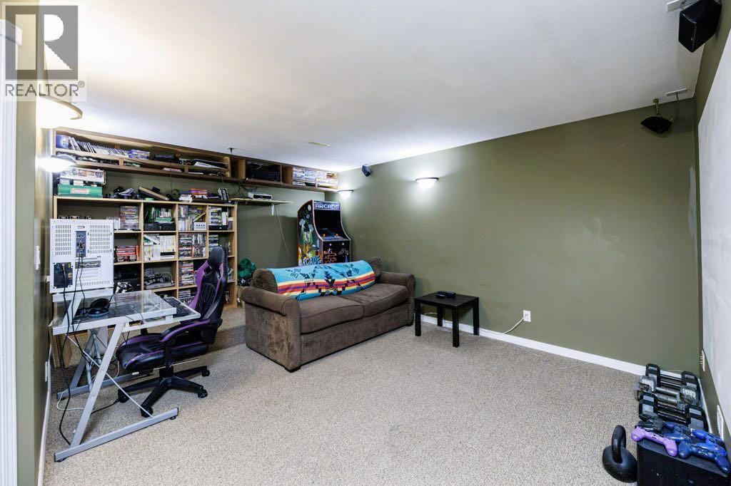 4922 College Avenue, Lacombe, Alberta  T4L 1Z2 - Photo 47 - A2242834