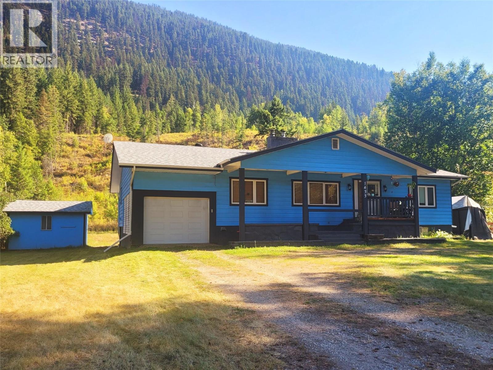 1433 Davy Road, Clearwater, British Columbia