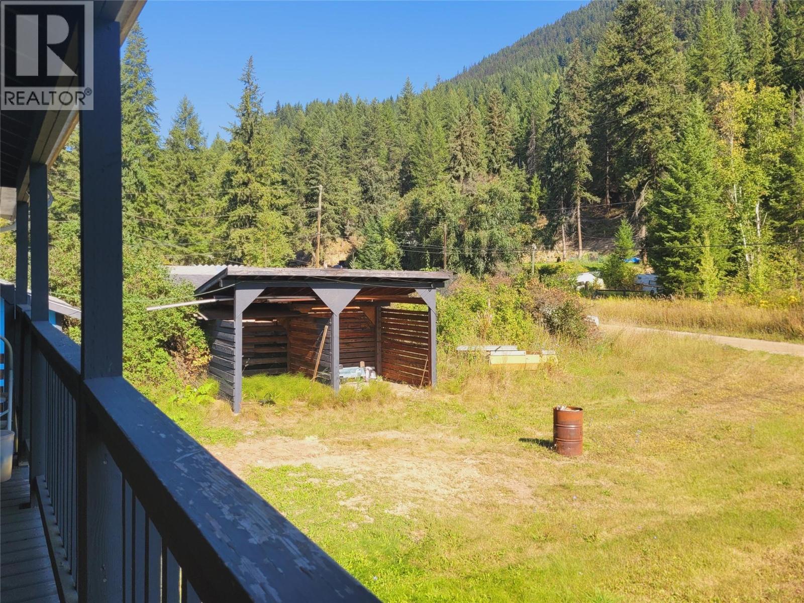 1433 Davy Road, Clearwater, British Columbia  V0E 1N1 - Photo 15 - 10339312