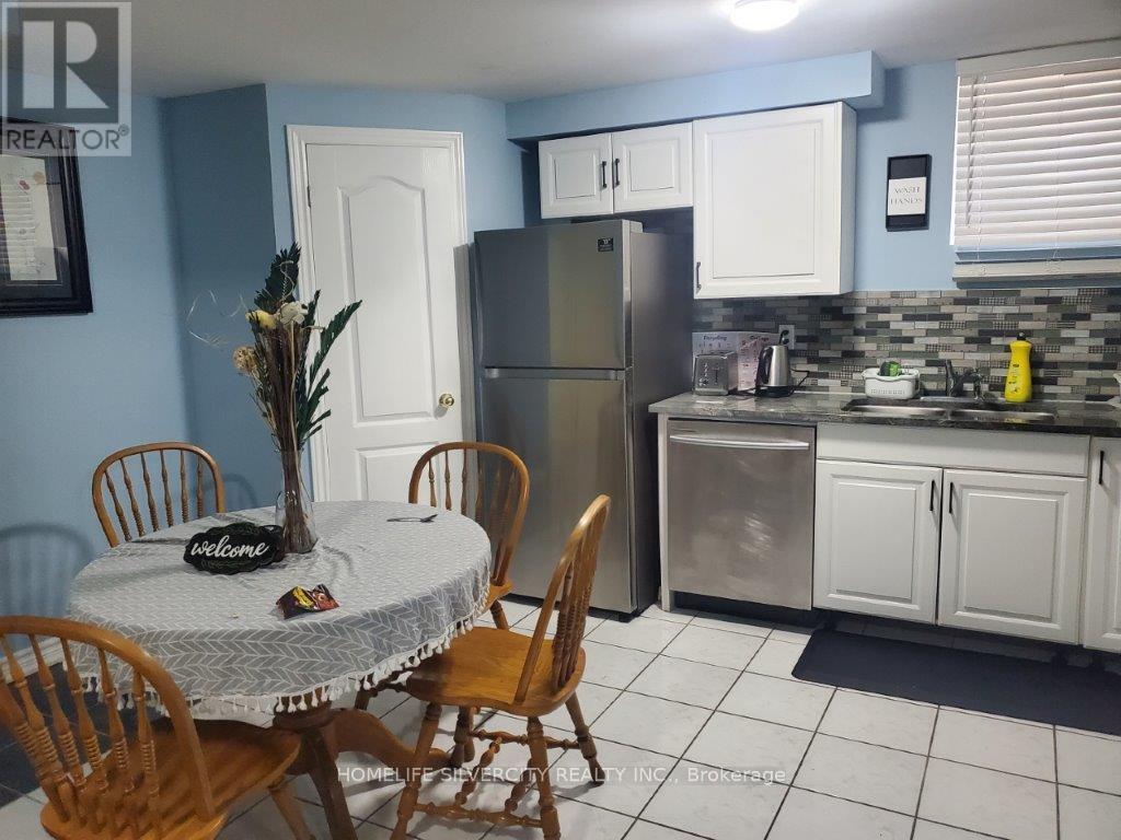 3 - 700 Peter Robertson Boulevard, Brampton, Ontario  L6R 1L7 - Photo 12 - W12372321