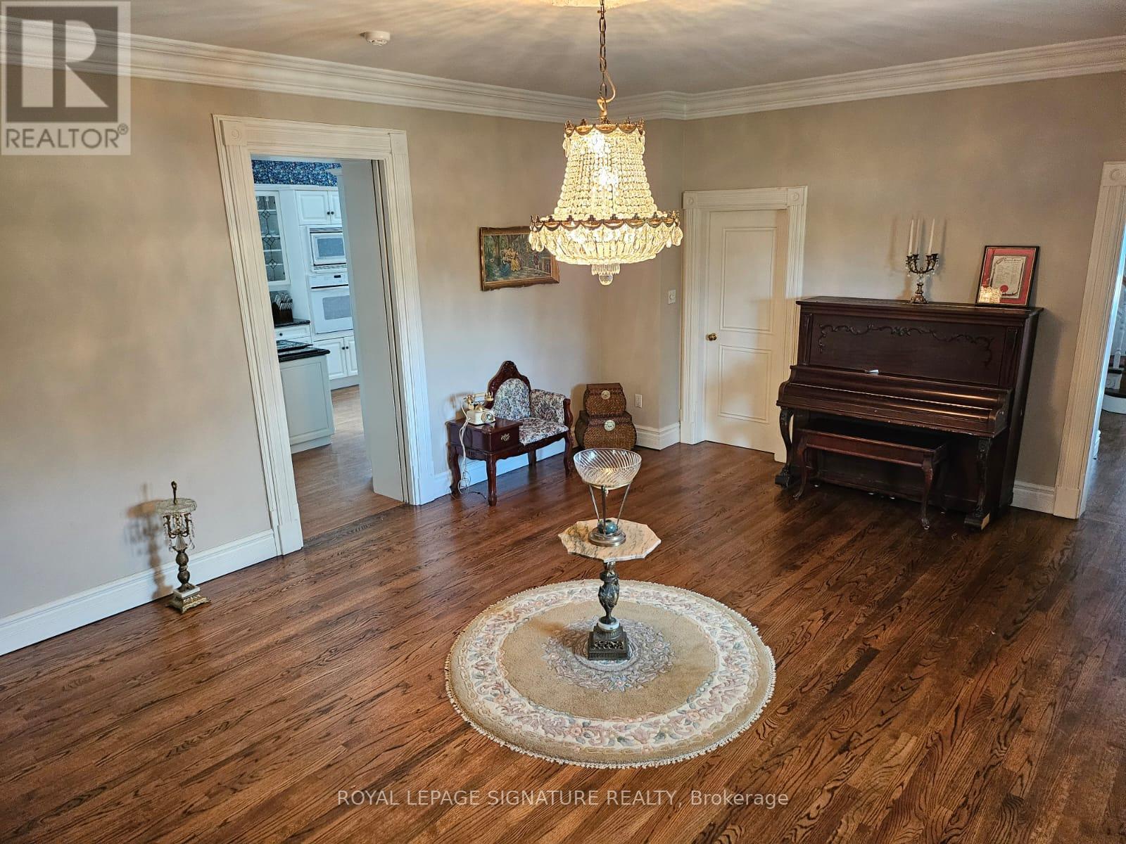 16067 Heart Lake Road, Caledon, Ontario  L7C 2L3 - Photo 29 - W12372328