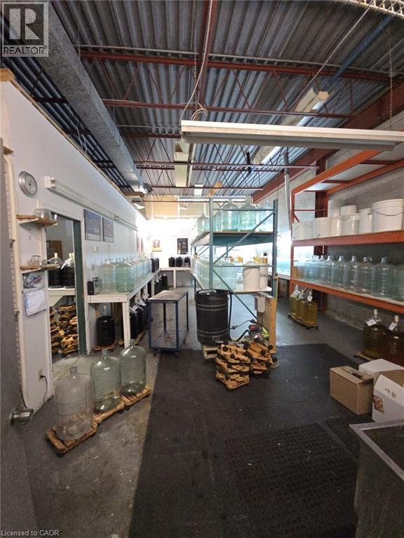 809 Victoria Street N Unit# 8a, Kitchener, Ontario  N2B 1Y4 - Photo 4 - 40762917