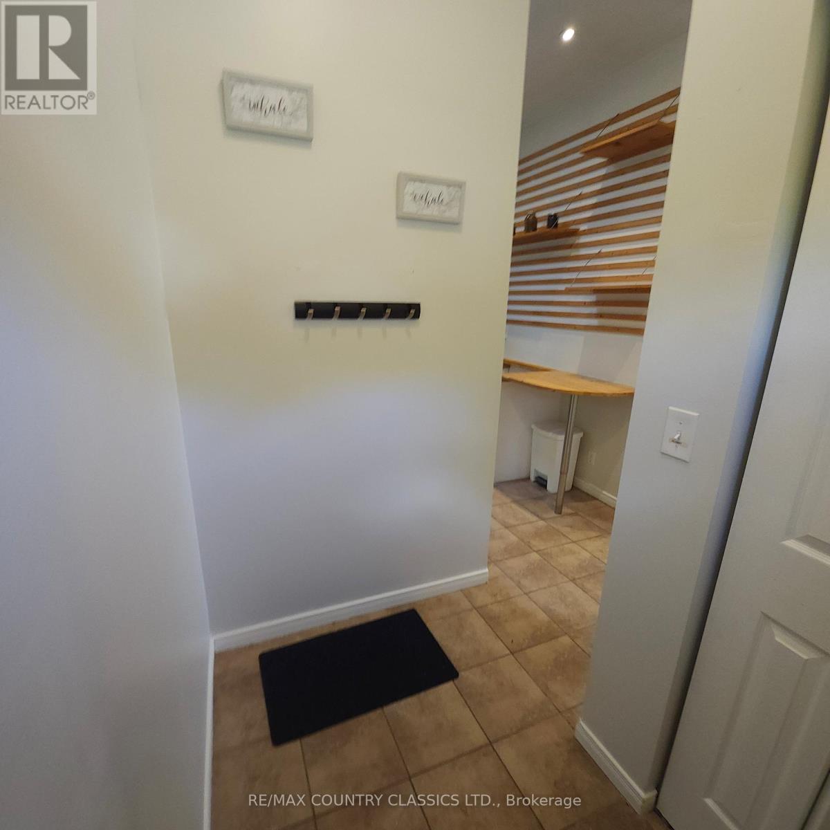 71 & 73 Cleak Avenue, Bancroft, Ontario  K0L 1C0 - Photo 15 - X12368809
