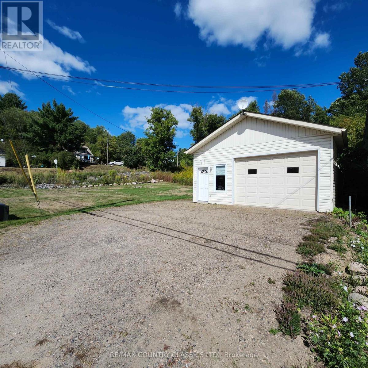 71 & 73 Cleak Avenue, Bancroft, Ontario  K0L 1C0 - Photo 13 - X12368809