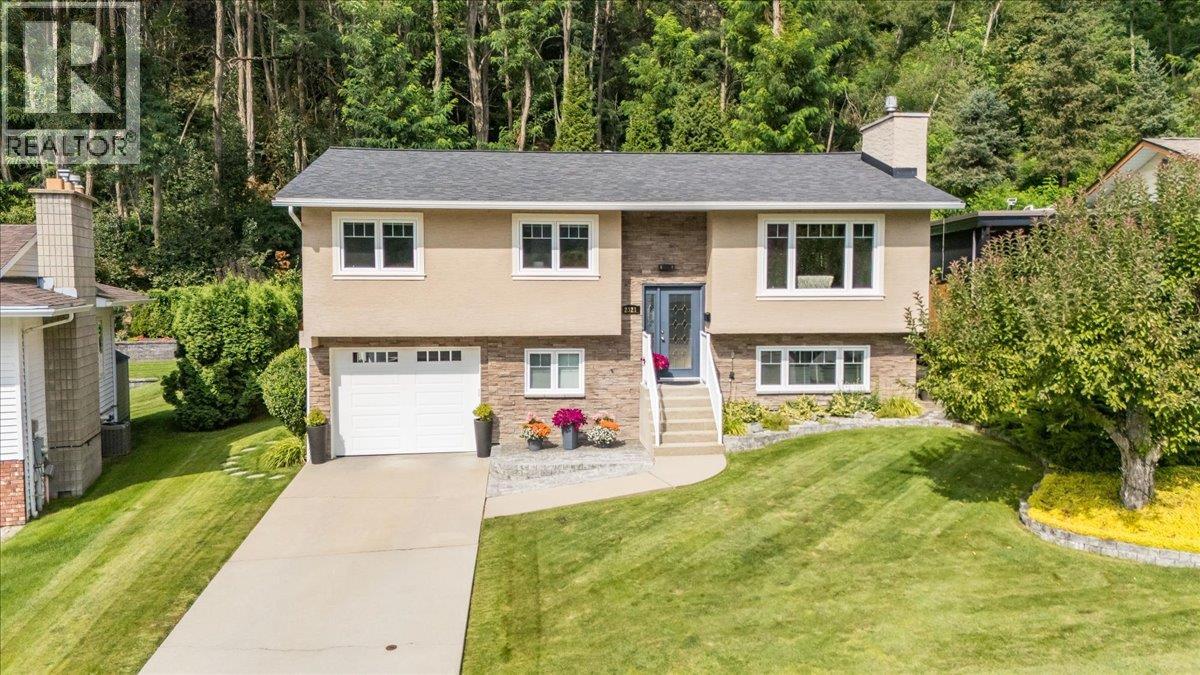 2321 McBride Street, trail, British Columbia
