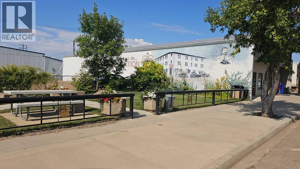 4908 Royal Street, Coronation, Alberta  T0C 1C0 - Photo 3 - A2250779