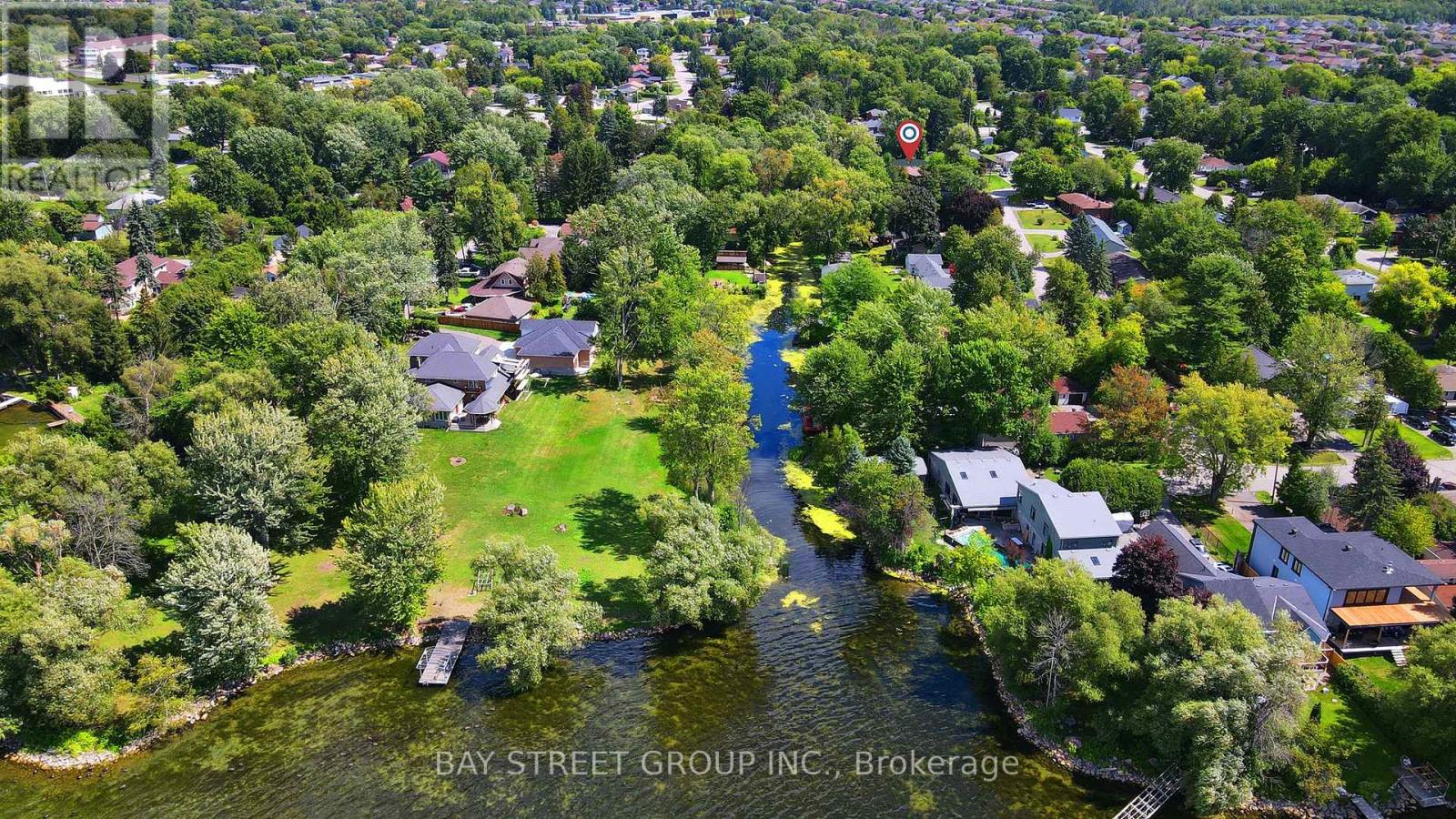 8 Waterbend Drive, Georgina, Ontario  L4P 2S2 - Photo 48 - N12361098