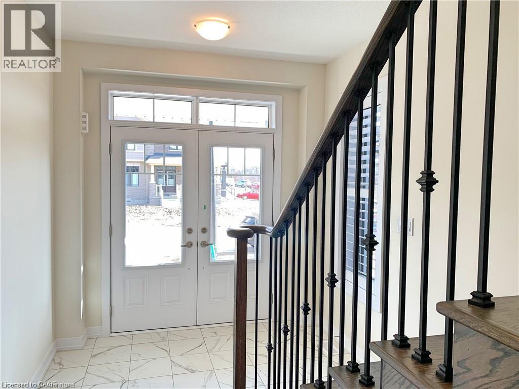 35 Santos Drive, Caledonia, Ontario  N3W 0H2 - Photo 3 - 40764891