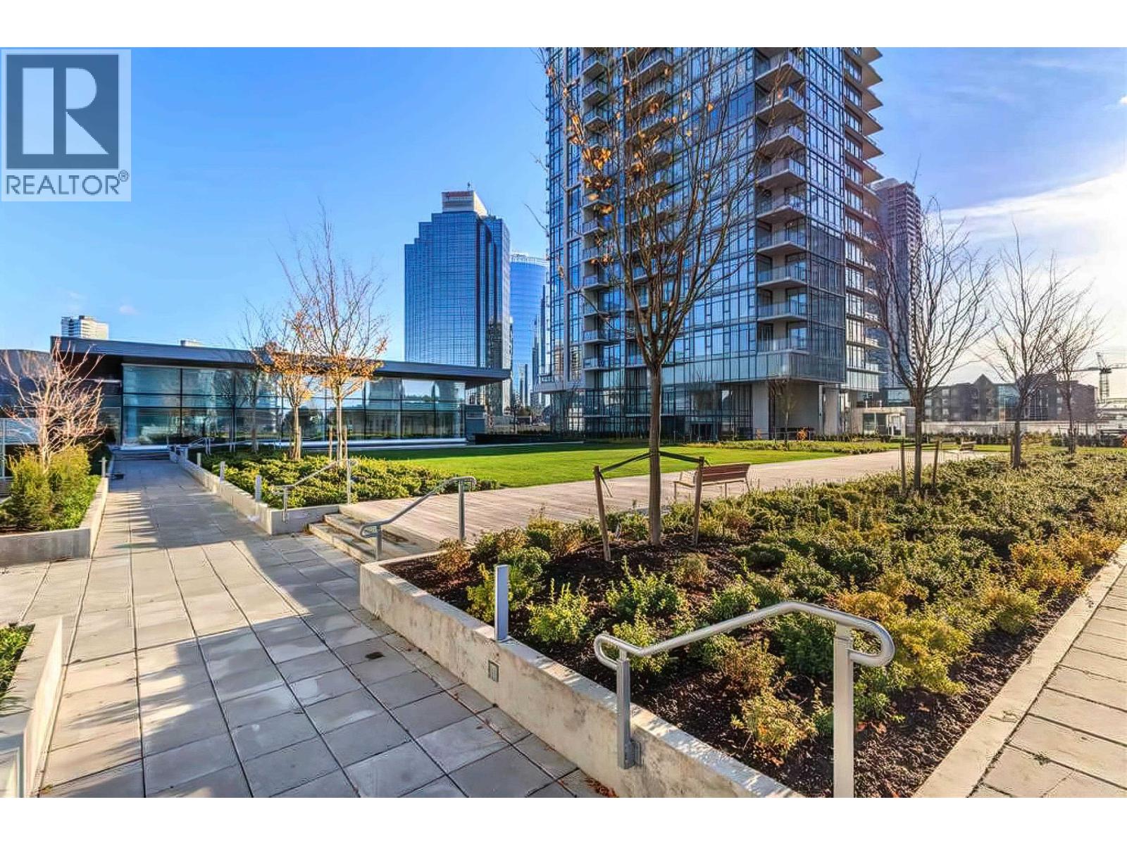 802 6098 Station Street, Burnaby, British Columbia  V5H 0H4 - Photo 3 - R3032892