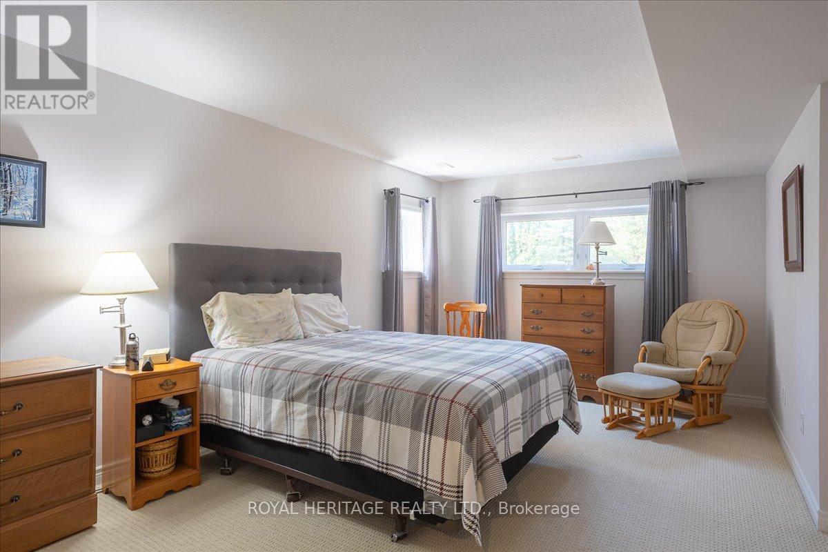 20 Island Bay Drive, Kawartha Lakes, Ontario  K0M 1A0 - Photo 21 - X12312067