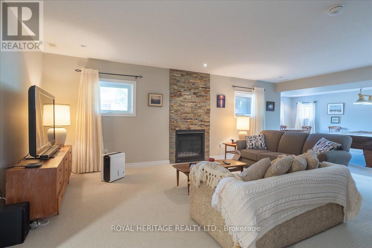 20 Island Bay Drive, Kawartha Lakes, Ontario  K0M 1A0 - Photo 18 - X12312067