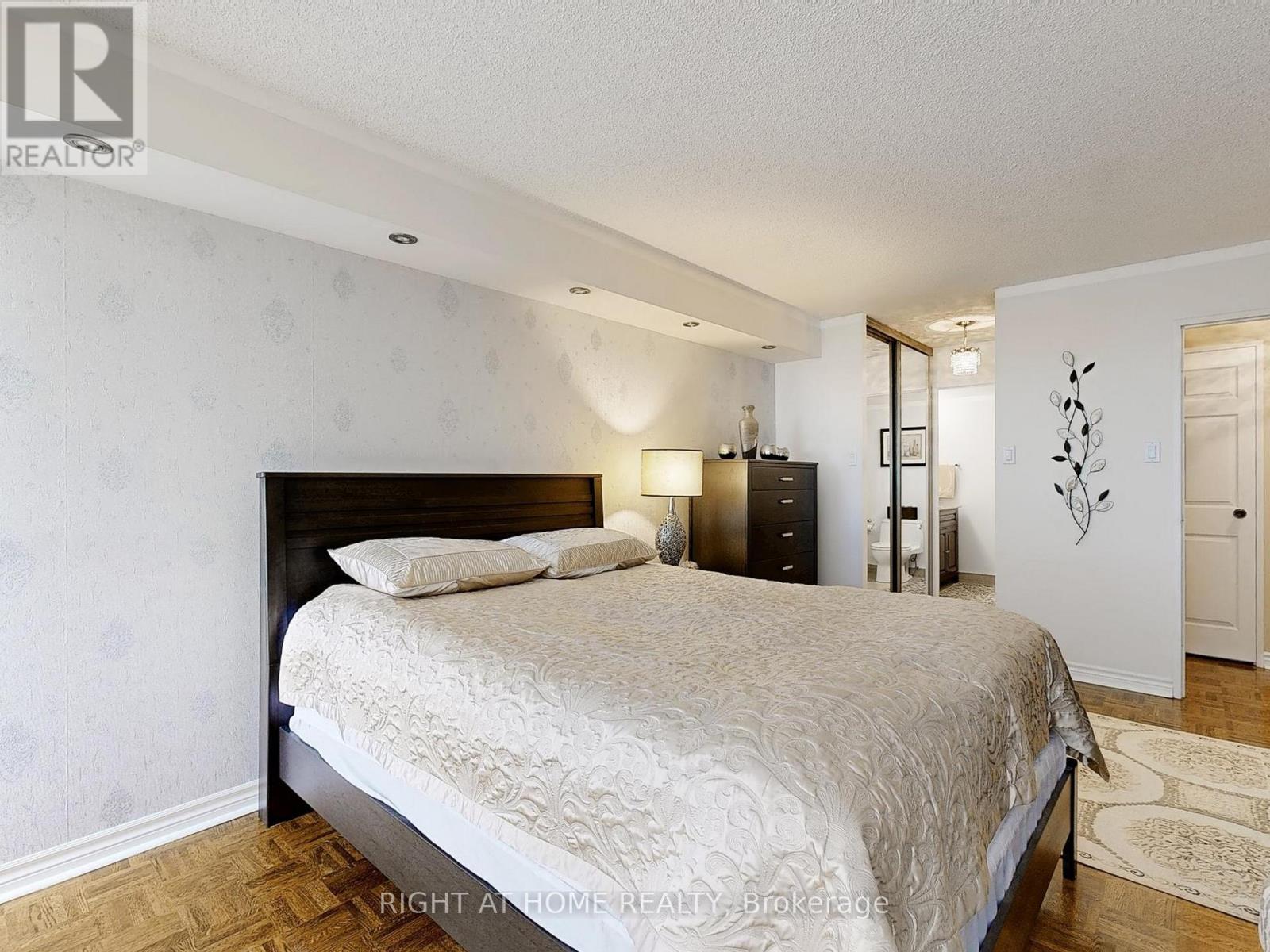 908 - 131 Torresdale Avenue, Toronto, Ontario  M2R 3T1 - Photo 25 - C12372384