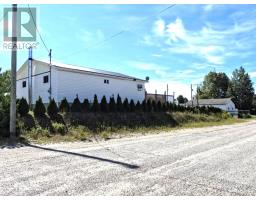 141 Arthur Street, Timmins (Tctdar Outside), Ca