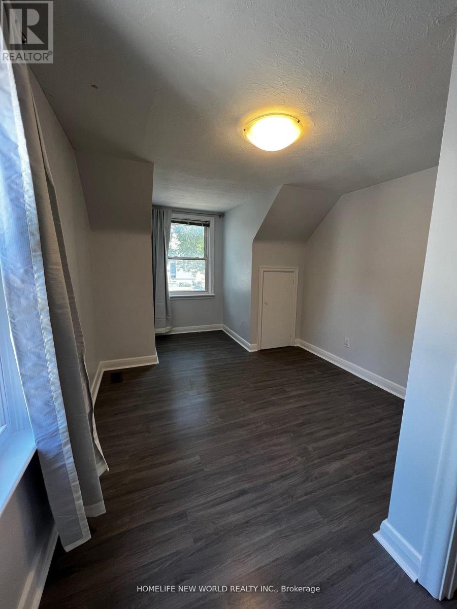 Main - 218 Finch Avenue E, Toronto, Ontario  M2N 4R9 - Photo 16 - C12372397