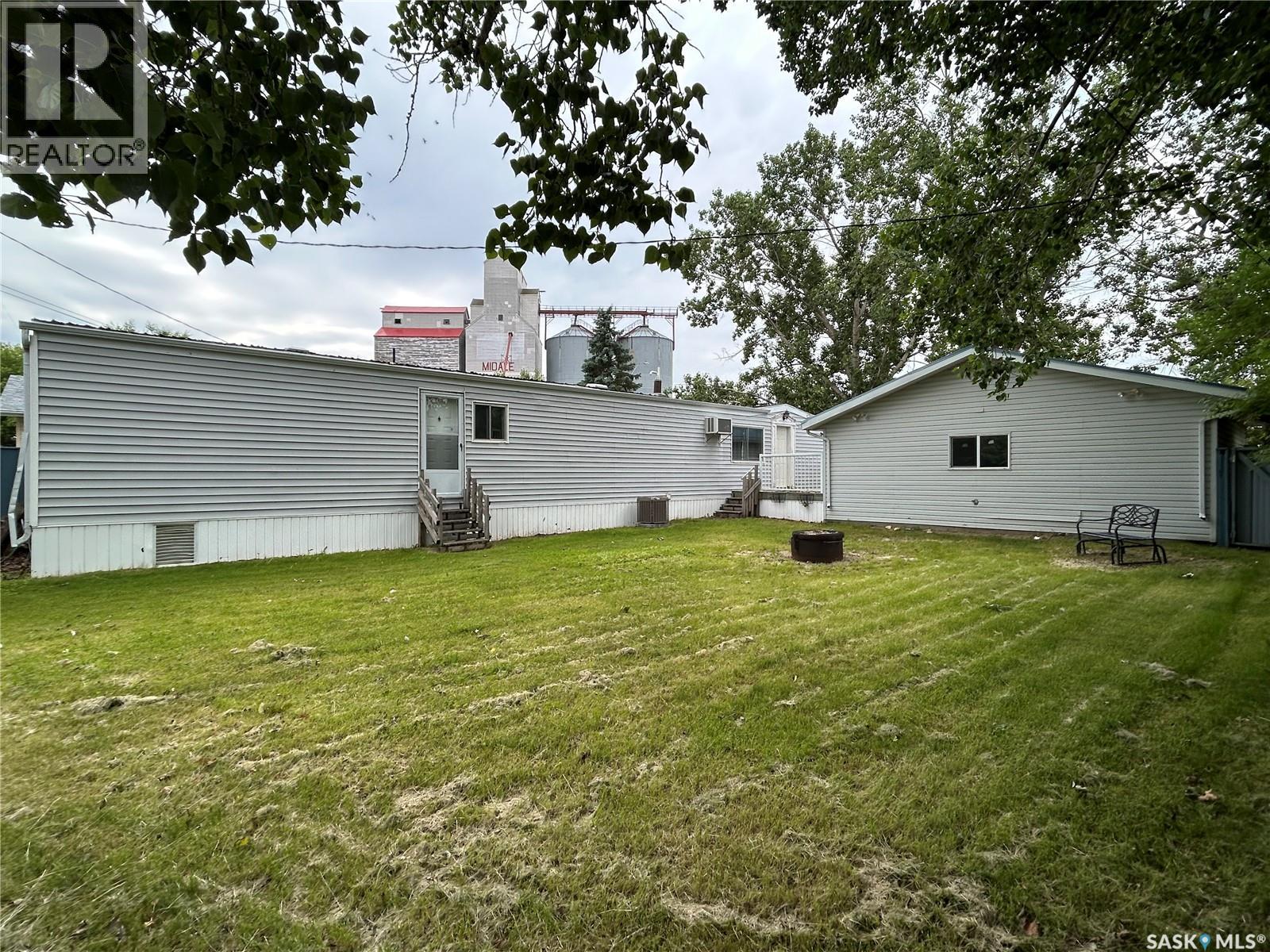 305 Eisenhower Street, Midale, Saskatchewan  S0C 1S0 - Photo 16 - SK017082